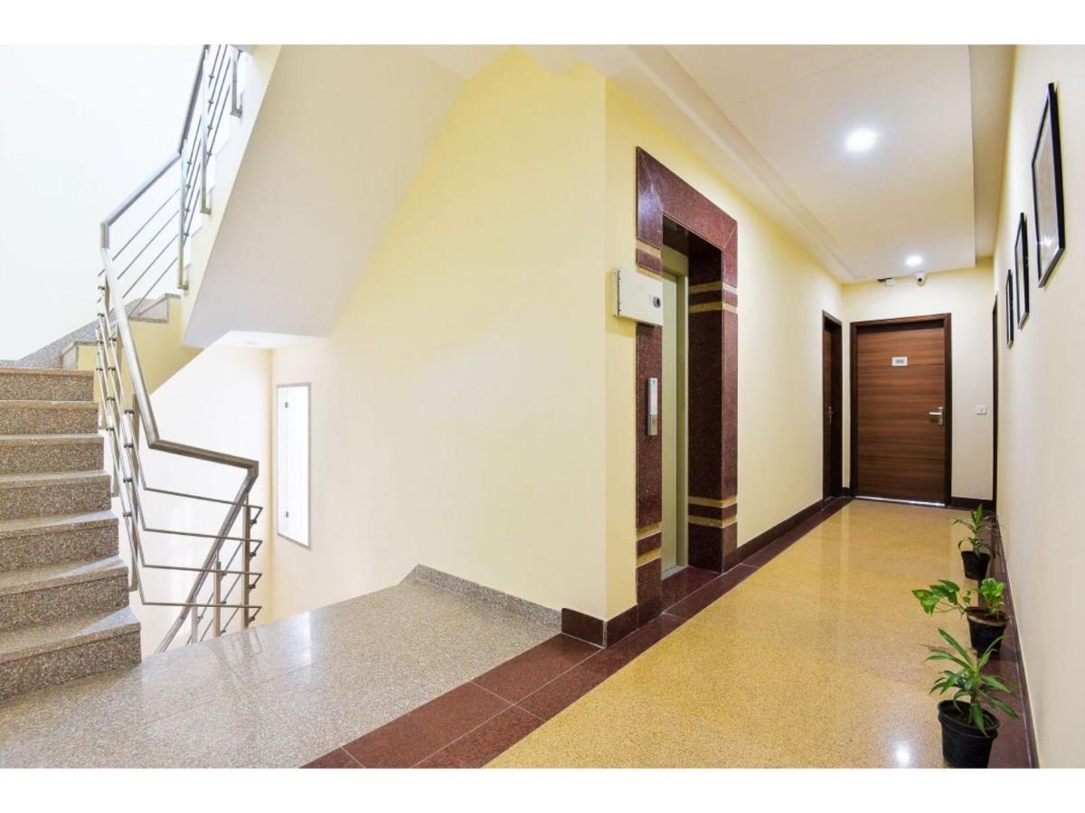 Bluo Studio2 Golf Course Road - Gym, Terrace Garden Gurgaon Exterior foto